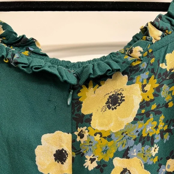 Urban Outfitters Floral Ruched Dress - Picture 9 of 12